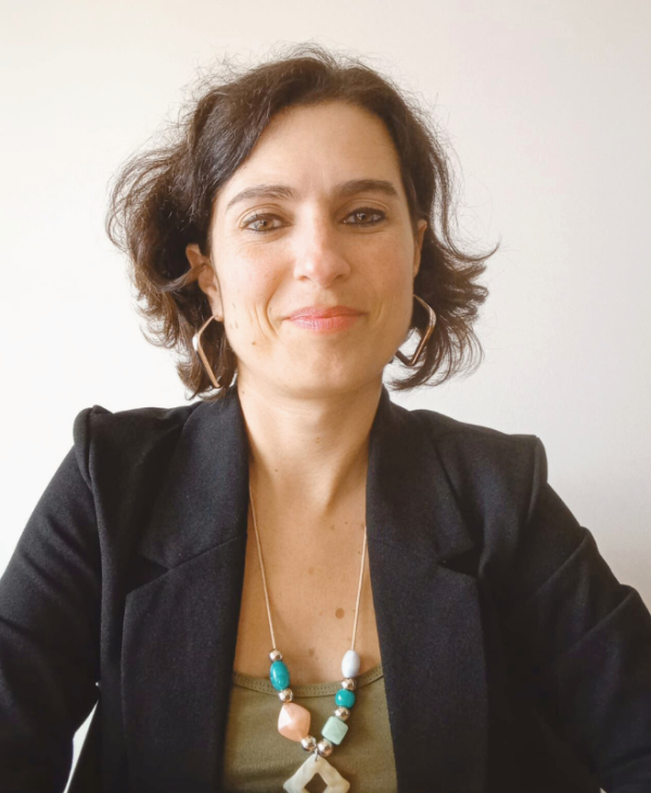 Dra. Claudia Pereira